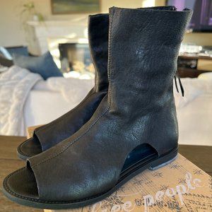 FREE PEOPLE - RIDGE RUNNER BANDALS, Made in Portugal, Black Leather